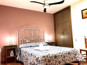 Quiet apartment in the heart of town with a large terrace lAbatanador