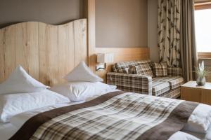 Double Room with Balcony room in Landsitz Stroblhof