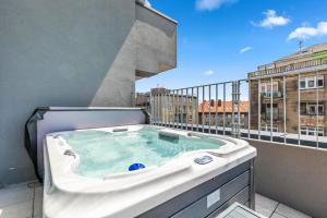 LAM Pink - JACUZZI - AC - PS4