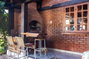 BZ46 Na quadra da praia! Casa c 5 suítes