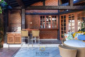 BZ46 Na quadra da praia! Casa c 5 suítes