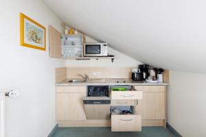Apartment with Kitchen room in Alphotel Ettal