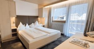 Standard Double Room with Balcony room in Frühstückspension Rehwinkl