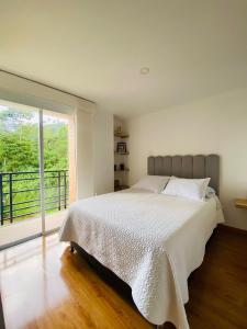 Moderno y tranquilo apartamento cerca a termales.