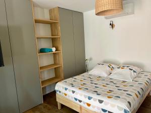 B&B / Chambres d'hotes Suite de Charme Bed n Breakfast tres proche Lyon : photos des chambres