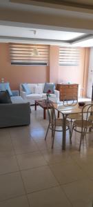 Lenas fresh studio near the airport with seaview