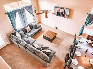 Falcon Retreat! Pet Friendly King Beds - Calhan