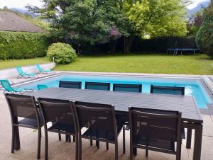 Villa Armonia, piscine chauffée, jacuzzi et jardin à 5mn du lac d Annecy