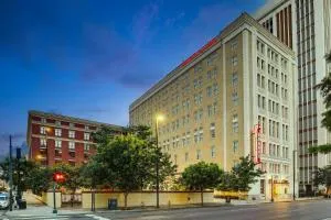 Drury Plaza Hotel New Orleans - Harvey