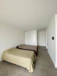 Monoambiente impecable en Plaza Mitre