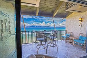 The Noniluna Two - Sleeps 9 plus Pack N Play