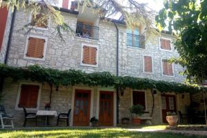 Apartments with parking space Umag - 6995