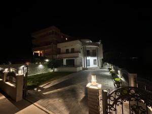 Apartments Near The Coast - Milla