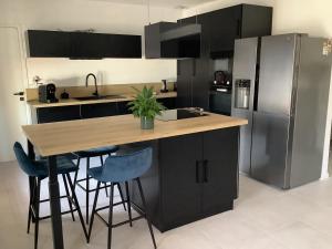 Maison avec jardin proche Avignon 2 chambres