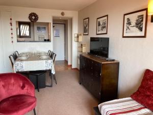 Appartement pour 67 personnes avec balcon, animaux acceptés, internet, casier à skis - FR-1-634-89