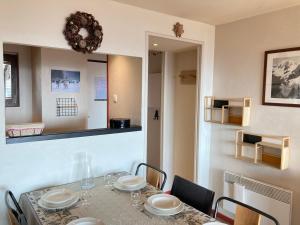 Appartement pour 67 personnes avec balcon, animaux acceptés, internet, casier à skis - FR-1-634-89