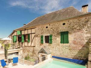 Maisons de vacances Elegant Holiday Home in Coubjours with heated pool and sauna : photos des chambres