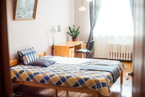 V 13 - 3 BDR Balcony, Views - Courtyard n Vokiečių