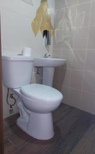 Nirvana 2, Habitación doble con todos sus servicios