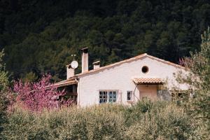 Sejours chez l'habitant Maison d'hotes eco-responsable avec piscine 6X12m : photos des chambres