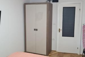 Apartament 3 camere, doua bai integral pentru familie sau grup