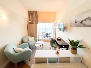 Appartements Studio 421 face a l'ocean avec piscine,acces plage : photos des chambres