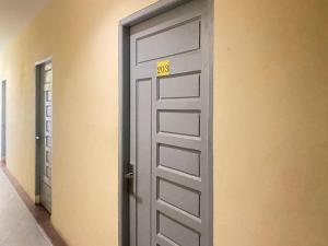 Penginapan Steady Mitra RedDoorz