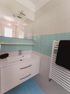 Sejours chez l'habitant Chambre a louer 15mnn de Grenoble-salle de bain privee-WIFI gratuit : photos des chambres