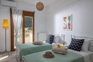 Diamanti Residence Beachfront Yellow apt-Ligaria