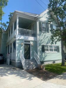 Lovely & Historical 3BR - Balcony - Central Location
