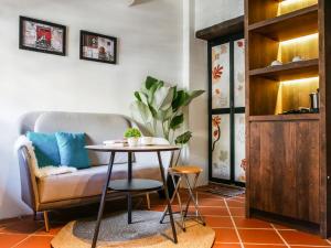Carnarvon Antique Loft