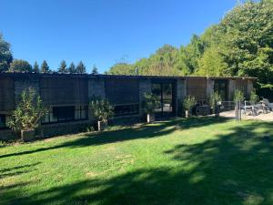 Maisons de vacances Chateau pool house : photos des chambres