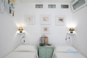 I quadri dellonda-Porto Rotondo free parking