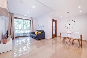 Two-Bedroom Apartment (3 Adults) room in Aparthotel Napols - Abapart