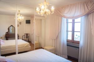 Deluxe Double Room with Private Bathroom room in B&B Il Chiostro Assisi