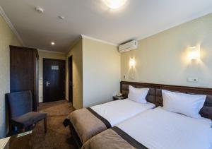 Standard  Room Twin room in Avalon Palace