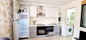 Appartements Chez Dominique - Migrainier nouveau 2-4 pers Center Antibes with AC : photos des chambres