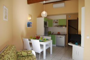 Villages vacances Lagrange Grand Bleu Vacances – Residence Les Jardins de Neptune : photos des chambres