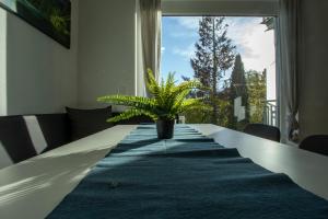 Modern Innsbruck Mountain Apartment I Free Parking