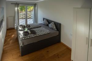 Modern Innsbruck Mountain Apartment I Free Parking