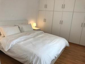 Apartment For 4 Ppl In N. Smirni