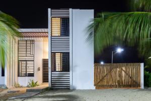 Blue Villa by Fidalsa