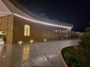 Floor 32! INTEMPO Luxury