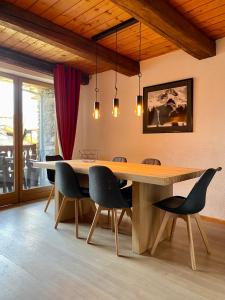 Chalets Chalet Fr Gilkens Arc 1600 : photos des chambres