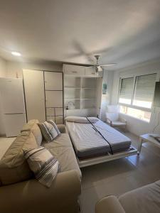 ESTUDIO PLAYA LA BAJADILLA Roquetas de mar