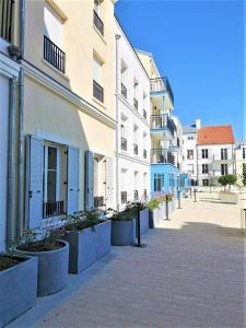 Appartements Appartement avec jardin pres de Disneyland : Appartement 3 Chambres