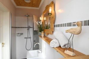 Reethaus "Ankerplatz mit Wintergarten" für 4 Personen Käptn Jan Glowe