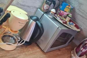 UNIQUE Studio- Great Balcony and View! PARKING possibility!