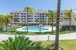 Piscina Abierta - Open Pool Playa Marinsa Beach Torre del Mar