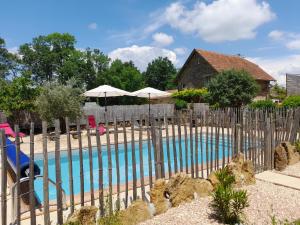 Maisons de vacances LES GITES CAMBOIS HIBISCUS : photos des chambres